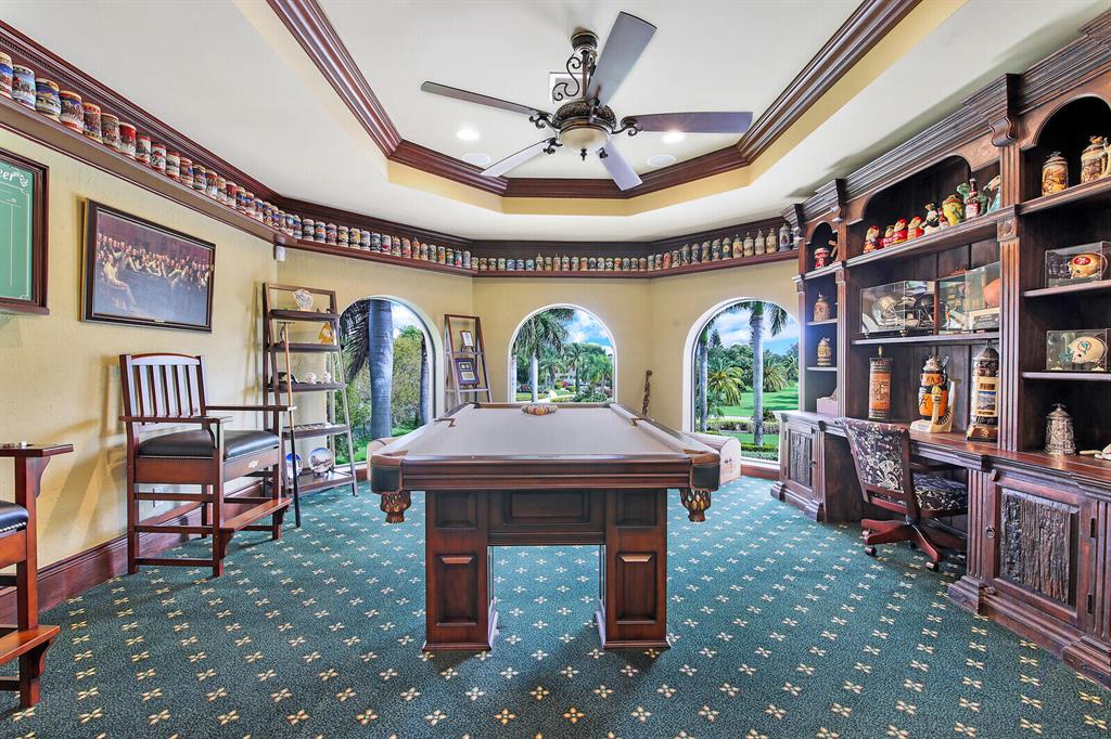 LEXINGTON OF SHERBROOKE - Residential