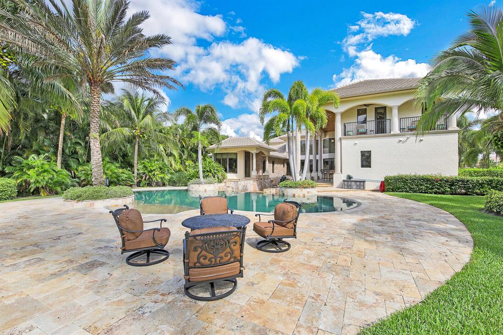 LEXINGTON OF SHERBROOKE - Residential