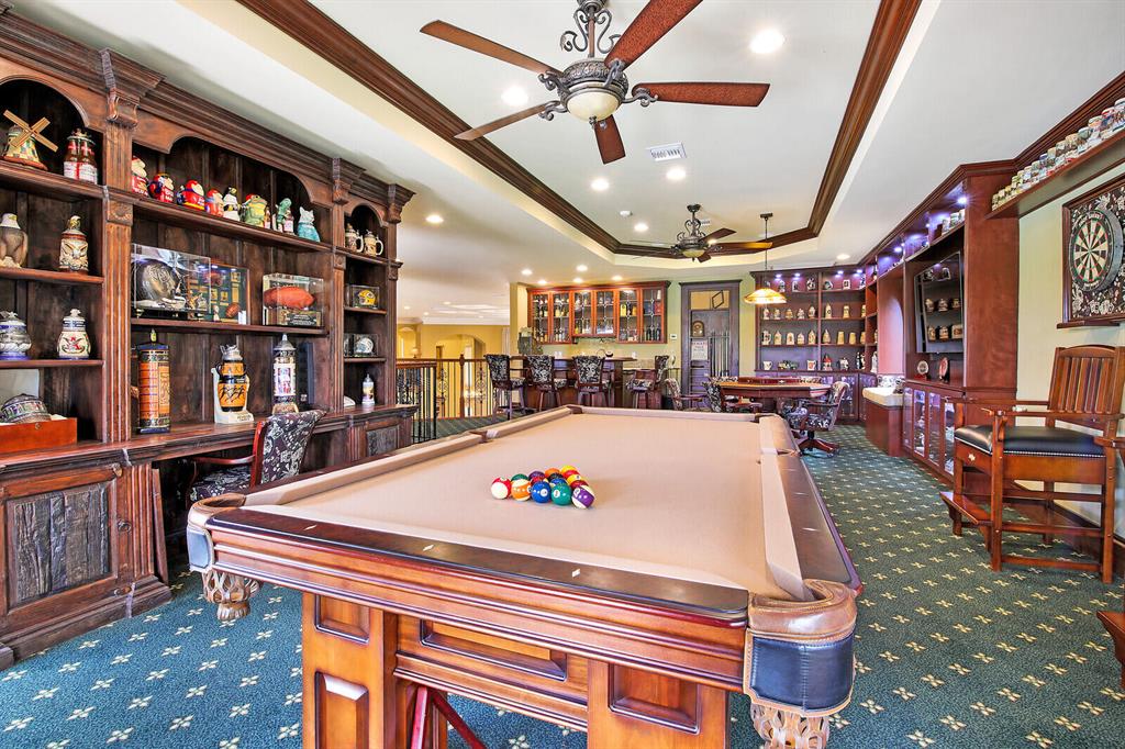 LEXINGTON OF SHERBROOKE - Residential