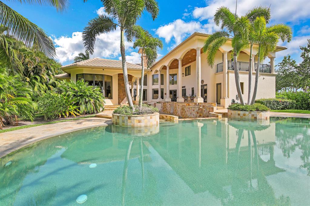 LEXINGTON OF SHERBROOKE - Residential