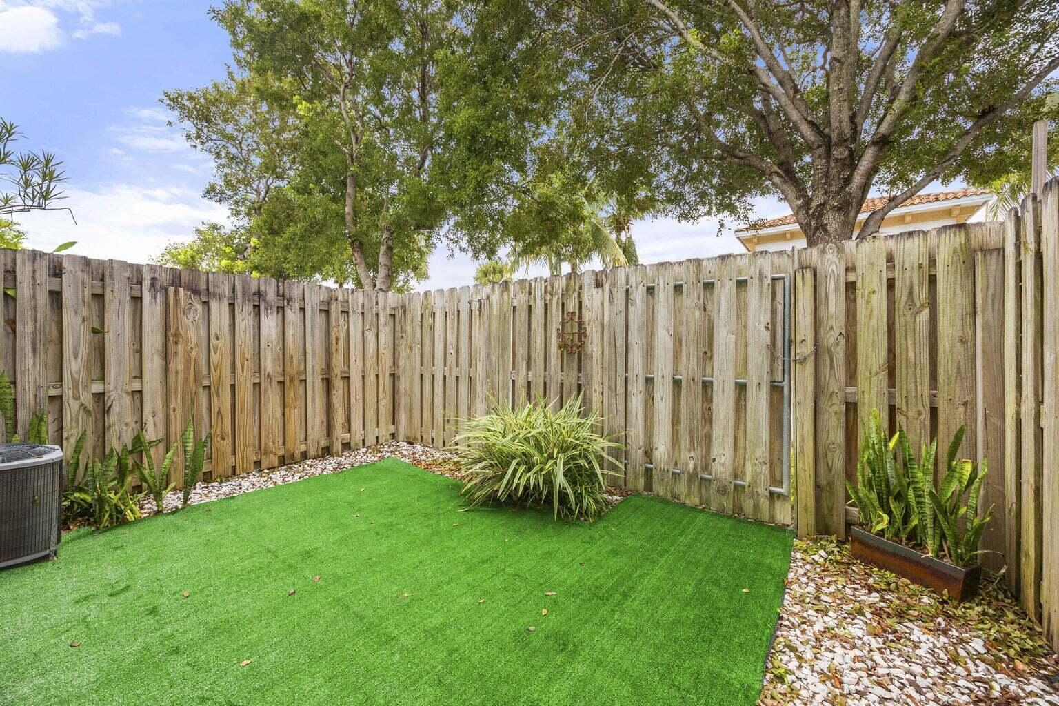 GEORGETOWNE PLACE PH I AN - Residential