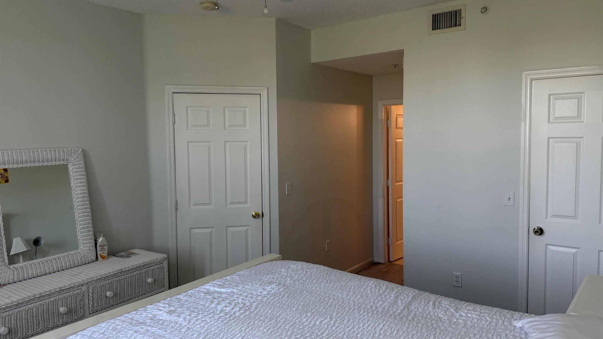 ARISSA PLACE CONDO - Residential Lease