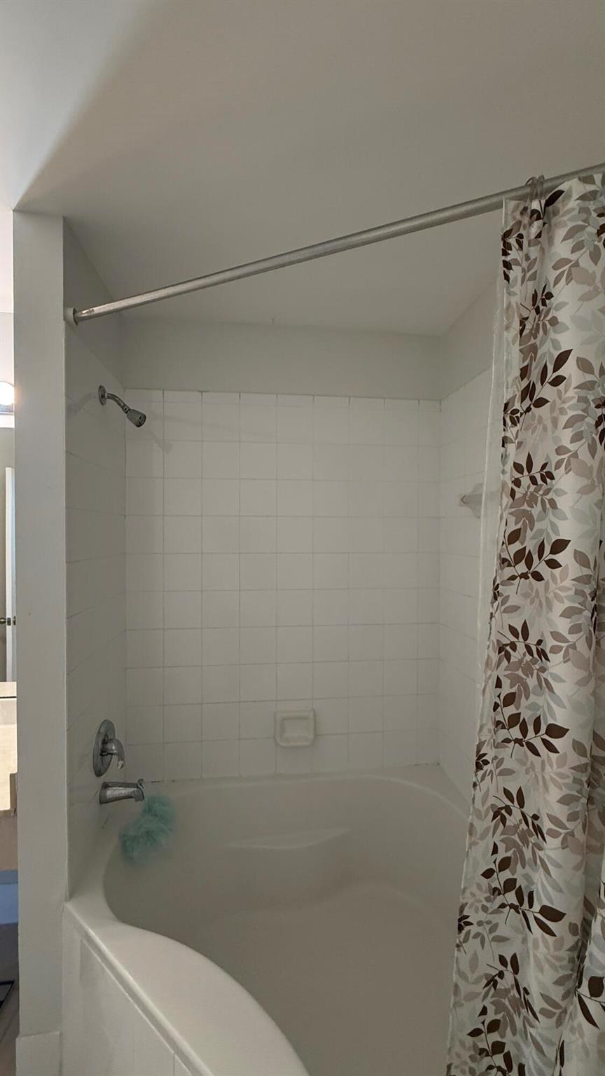 ARISSA PLACE CONDO - Residential Lease