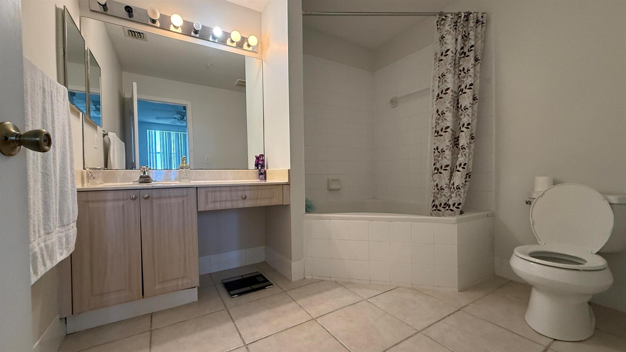 ARISSA PLACE CONDO - Residential Lease