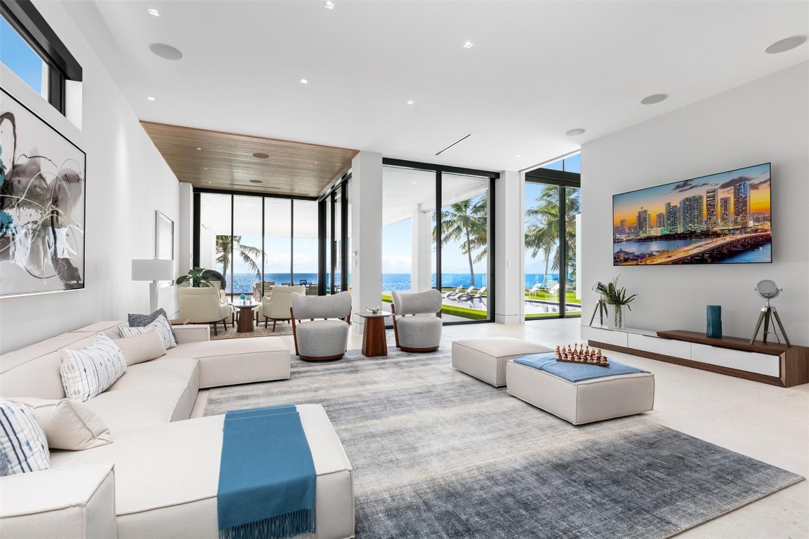 Lauderdale Beach 4-2 B - Residential