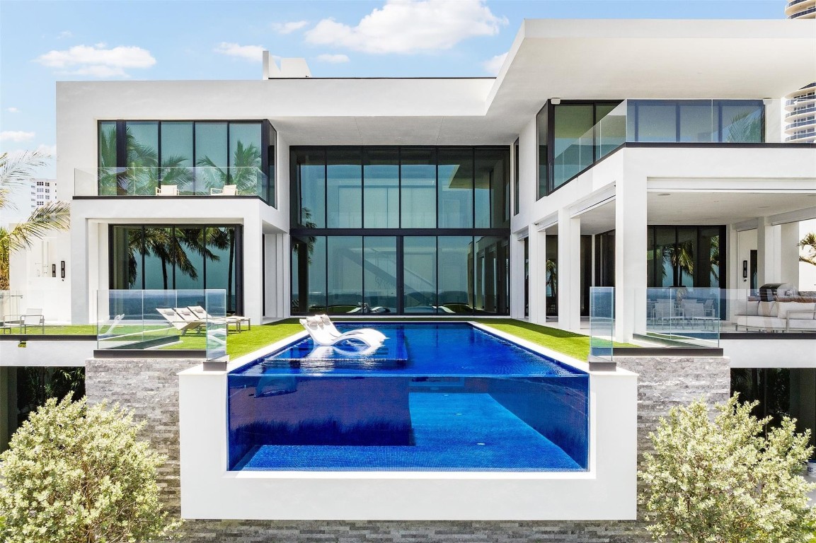 Lauderdale Beach 4-2 B - Residential