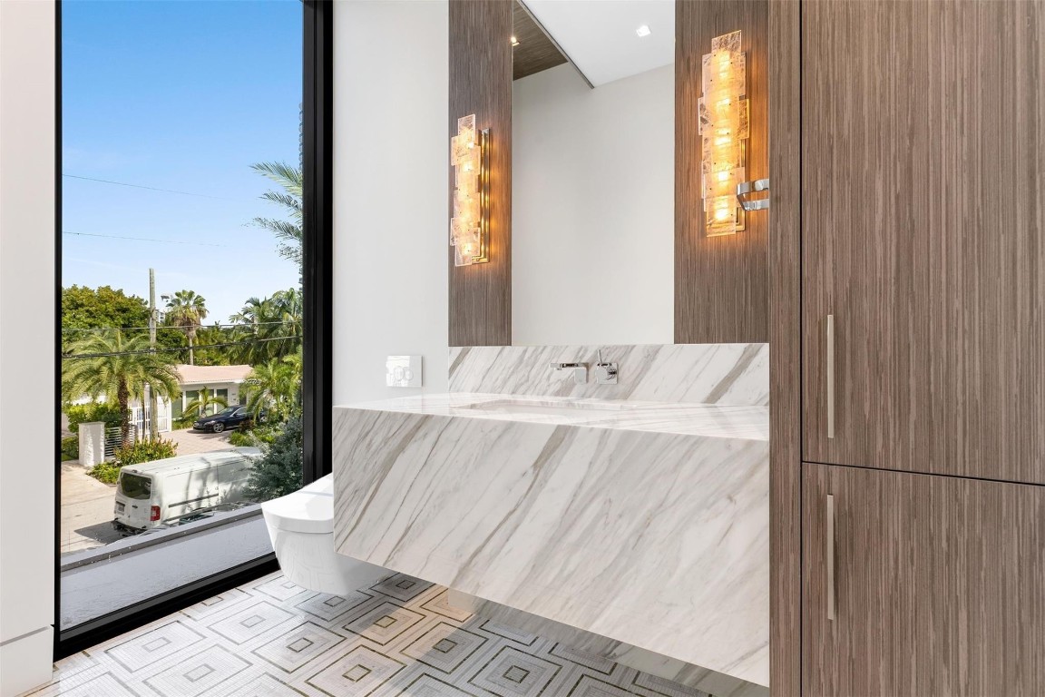 Lauderdale Beach 4-2 B - Residential