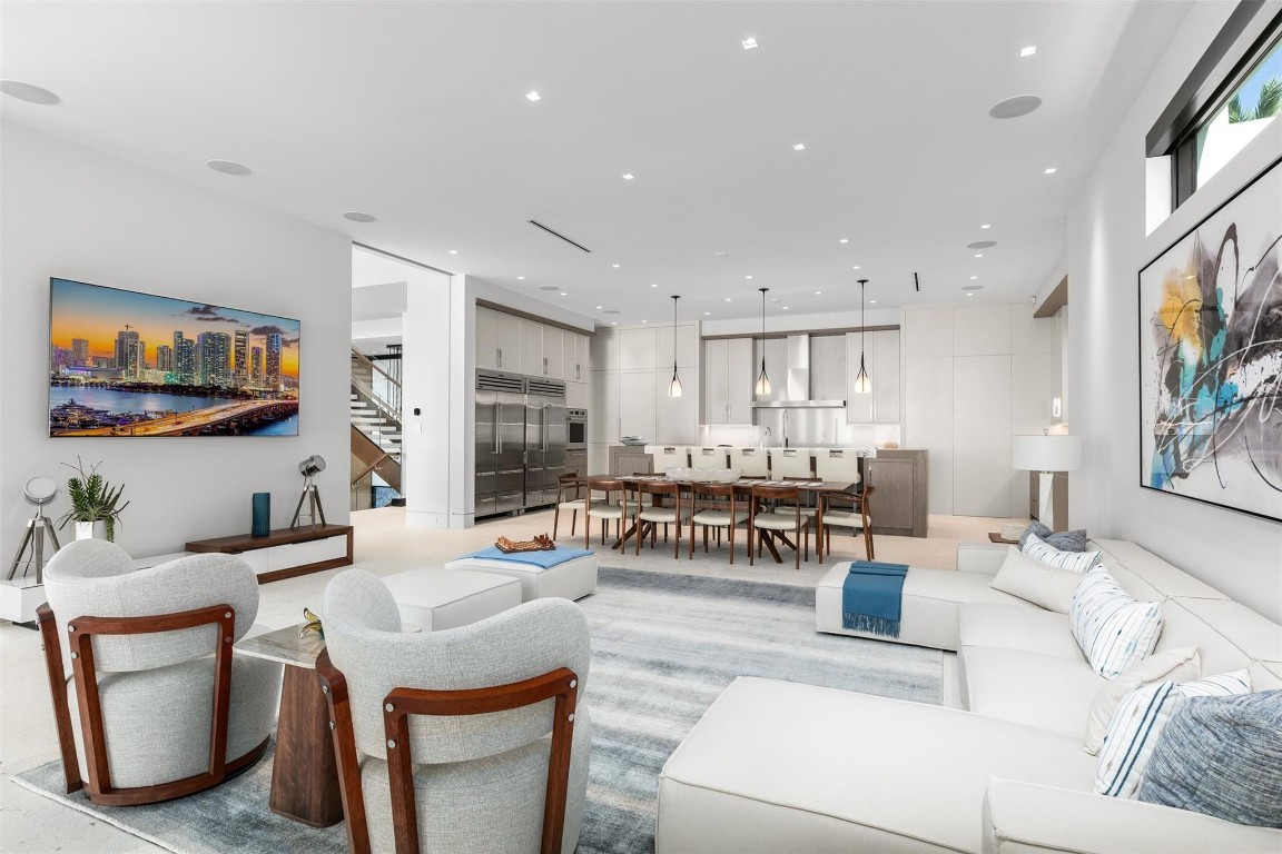 Lauderdale Beach 4-2 B - Residential