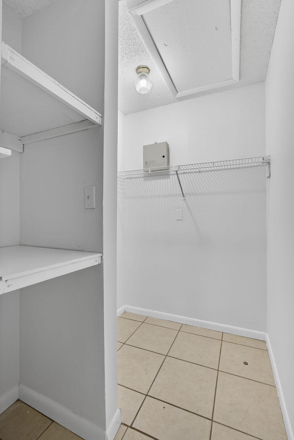 CHANNING VILLAS OF WELLINGTON - Residential