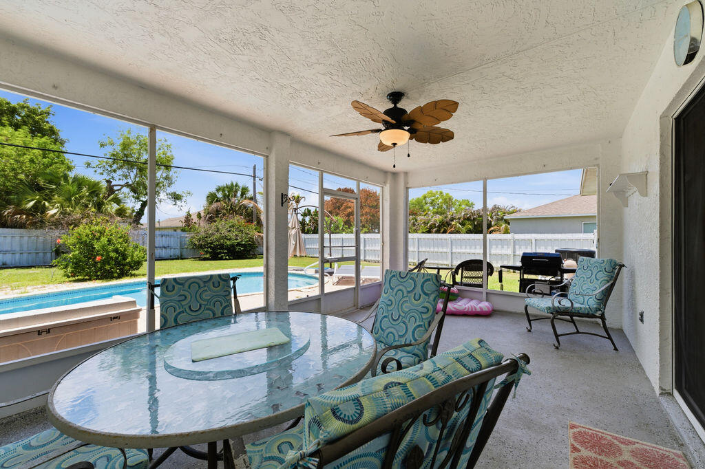 PORT ST LUCIE SECTION 40 - Residential Lease