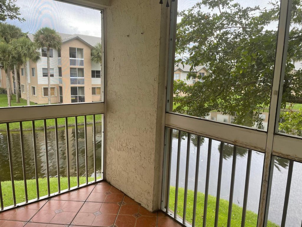 Photo of 9877 Westview Drive #621, Coral Springs, FL 33076 (MLS # R10969446)