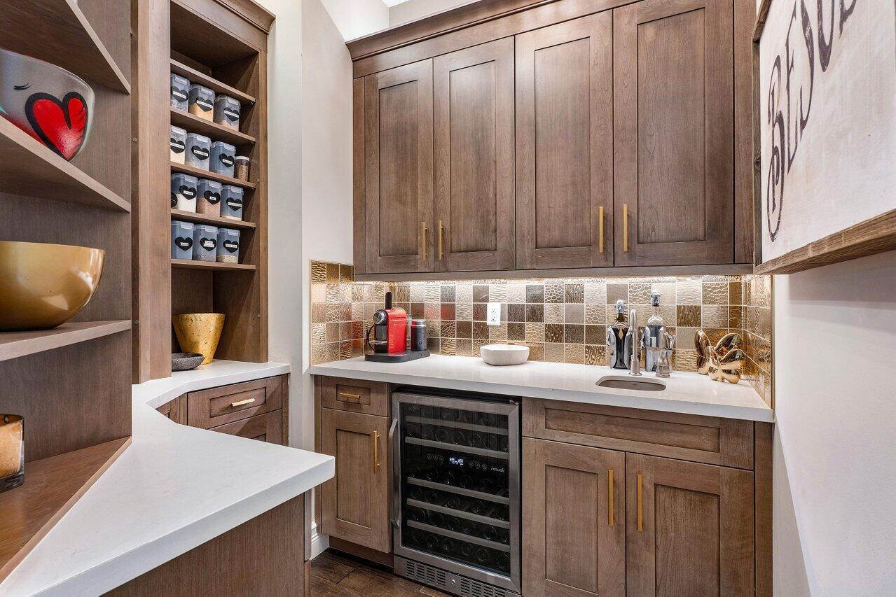 Seven Bridges - Residential