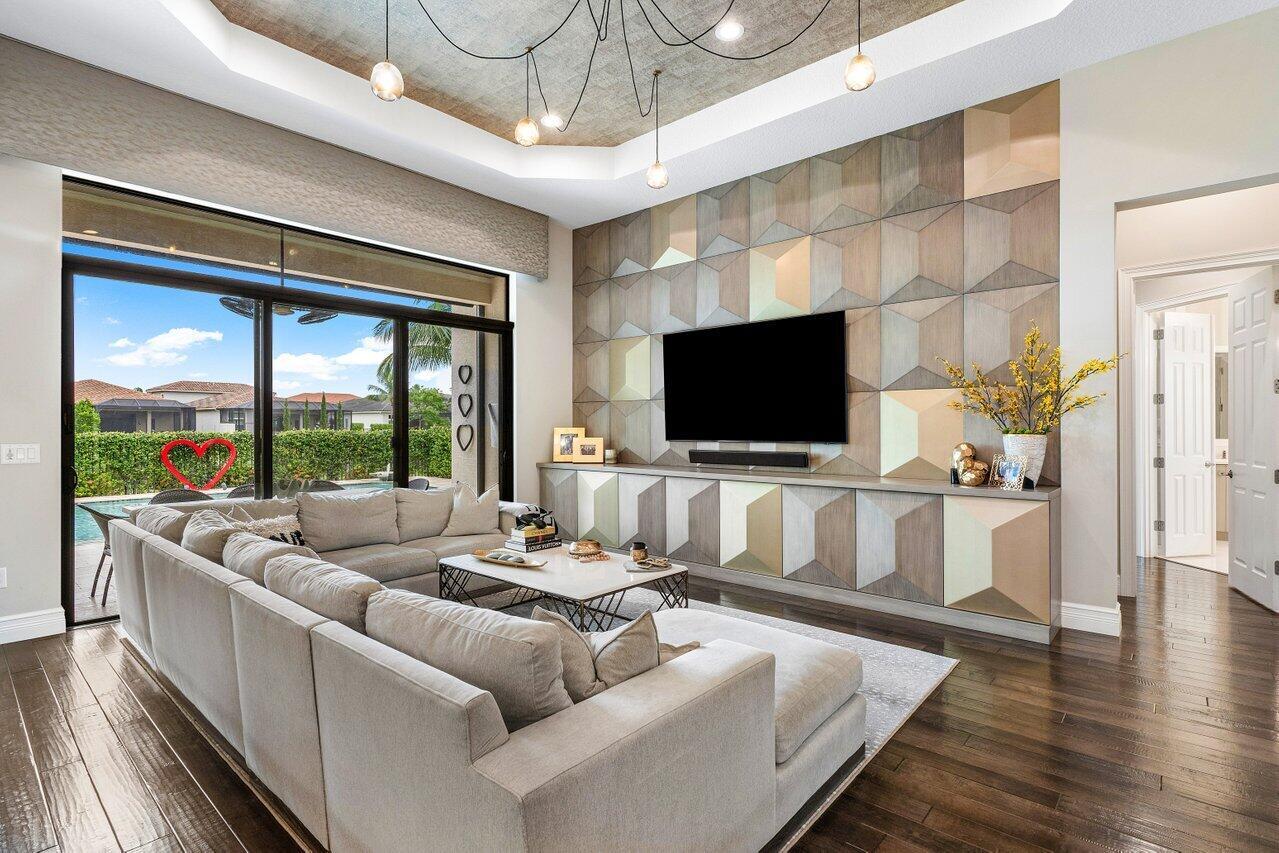 Seven Bridges - Residential