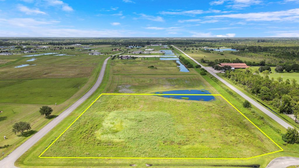 Photo of 2655 SW Stoneybrook Way, Palm City, FL 34990 (MLS # R11024010)