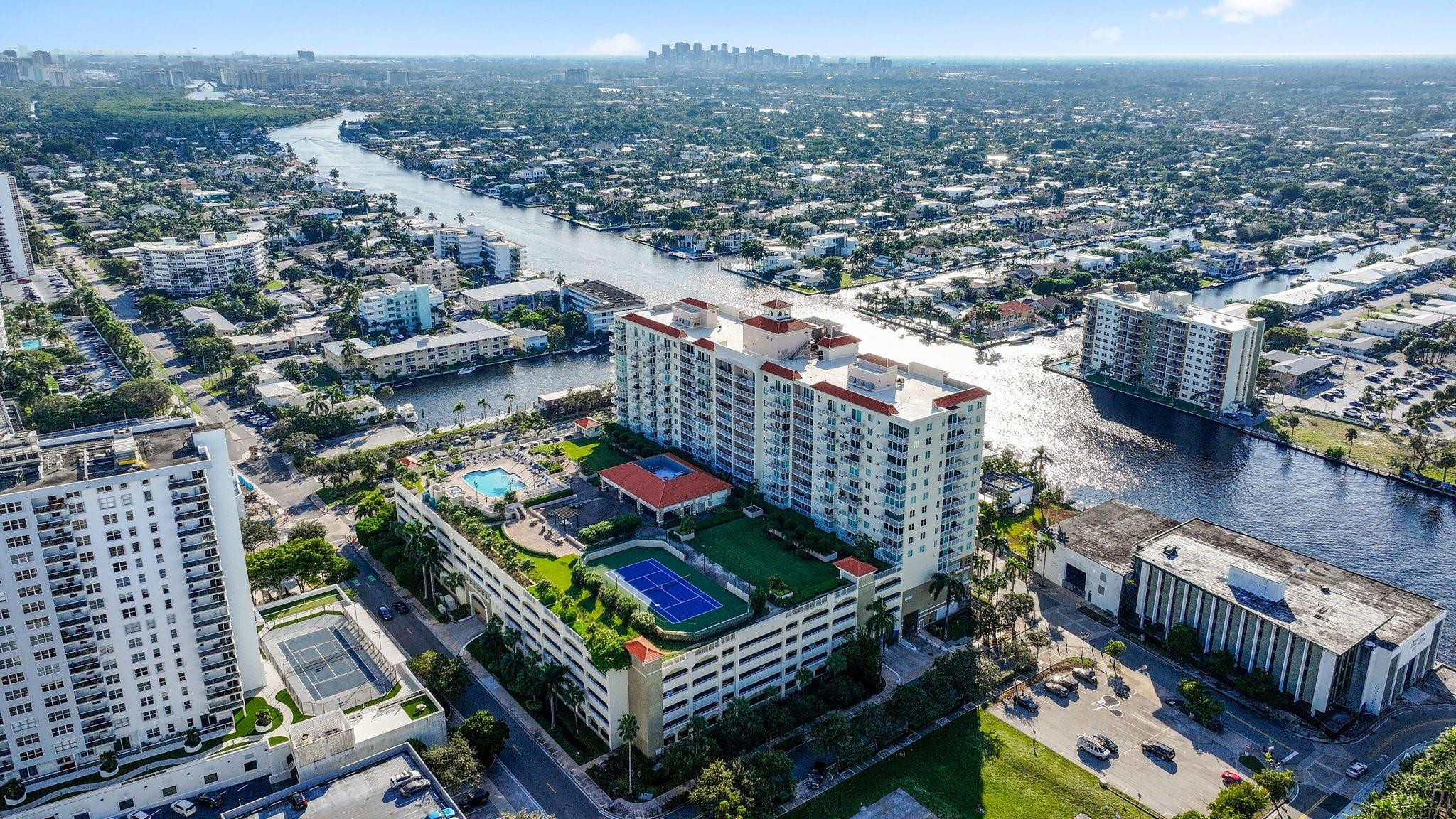 The Tides at Bridgeside S - Residential