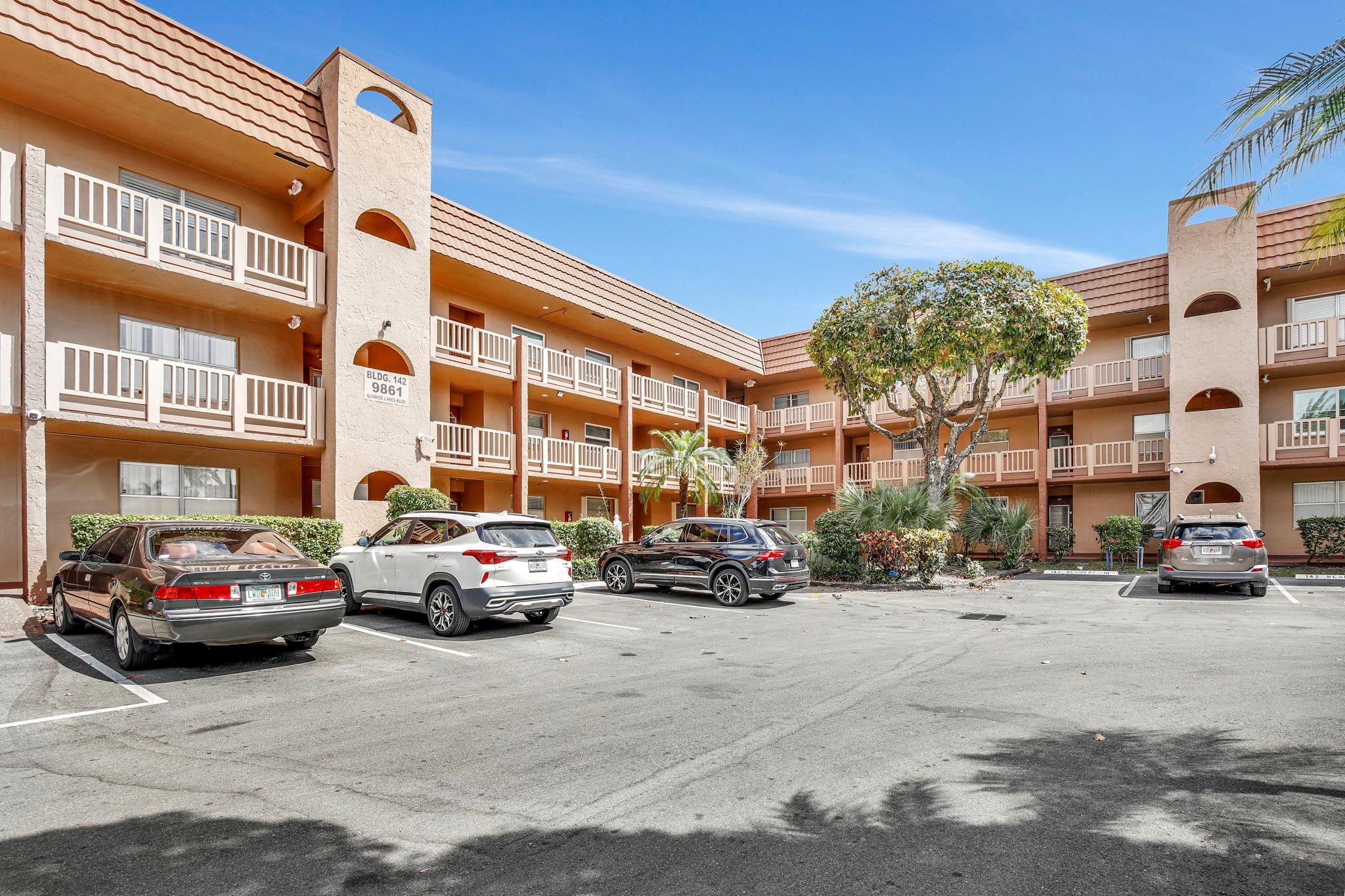 Sunrise Lakes Phase 3 - Residential