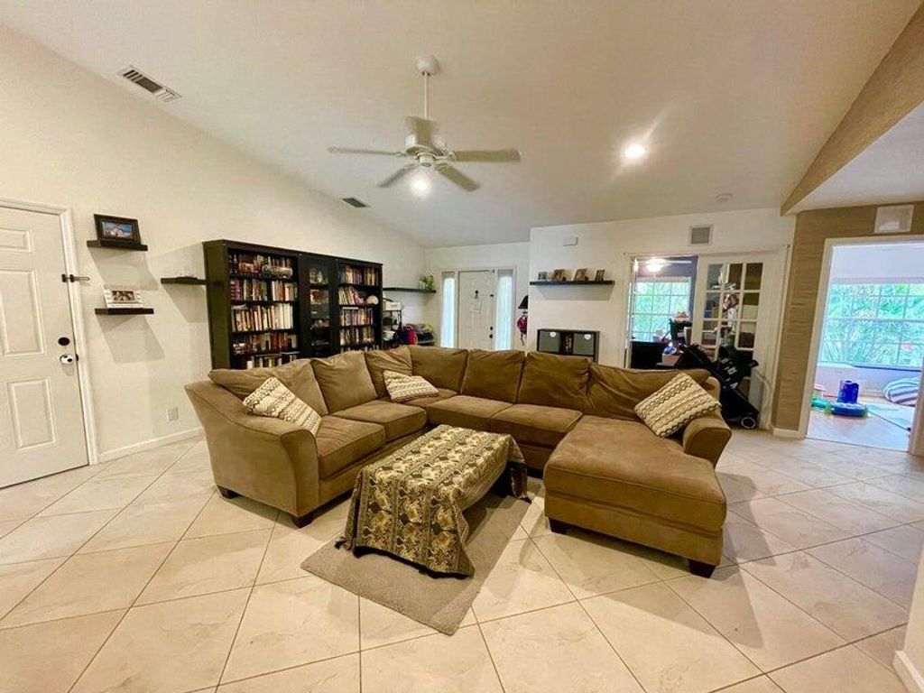 Photo of 6285 Pompano Street, Jupiter, FL 33458 (MLS # R11162352)