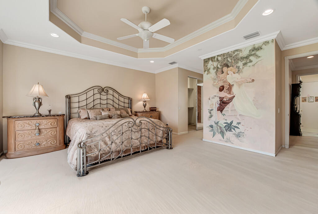 VALENCIA SHORES - Residential