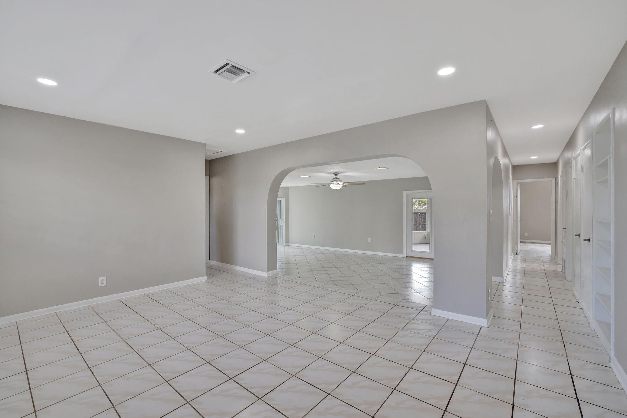 2730 SW 17th St