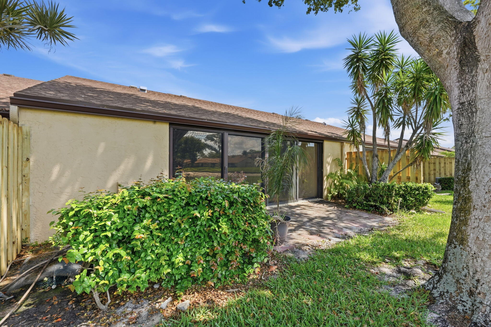 PINE RIDGE NORTH VILLAGE IV CONDO - Residential