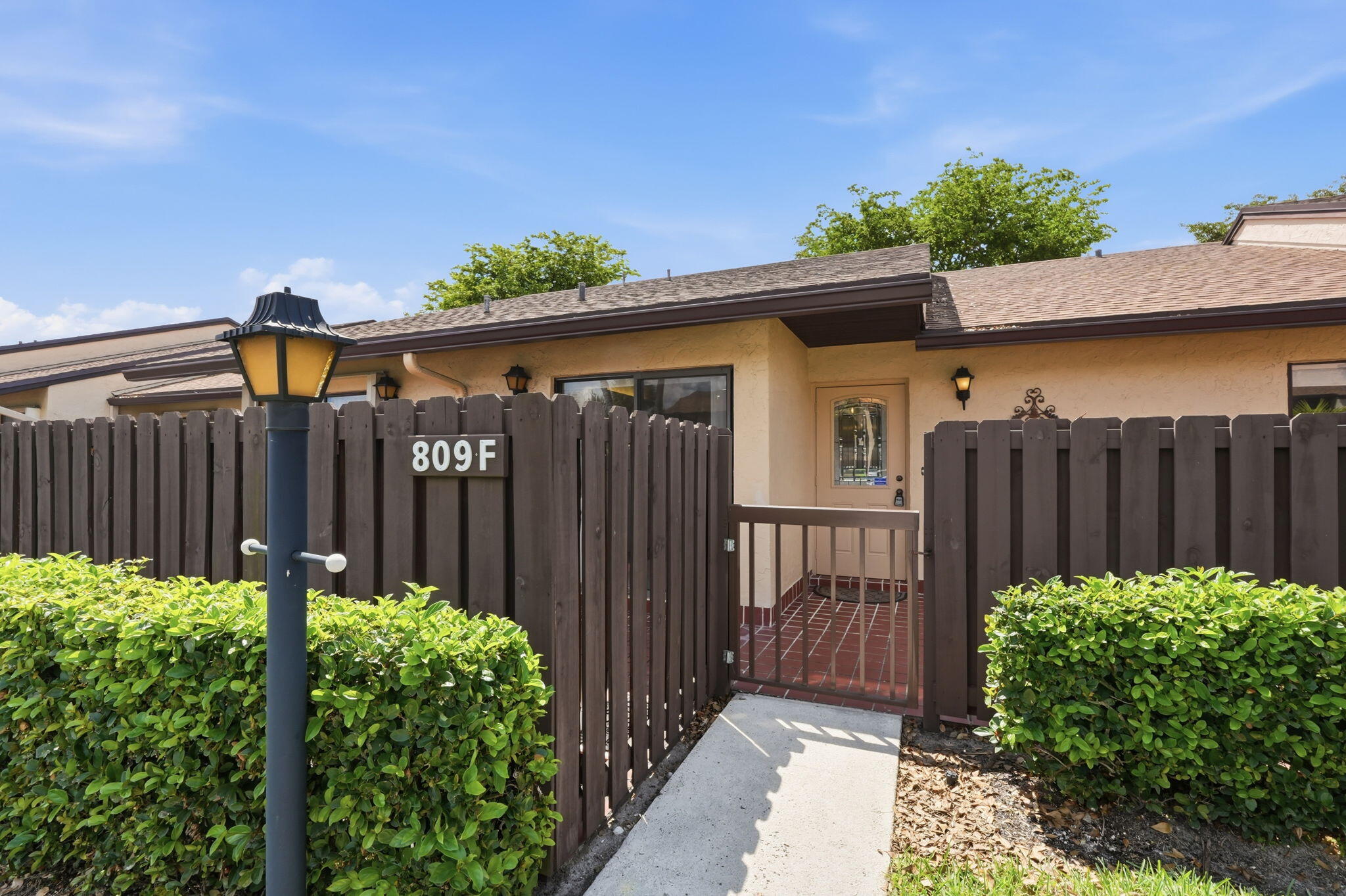 PINE RIDGE NORTH VILLAGE IV CONDO - Residential