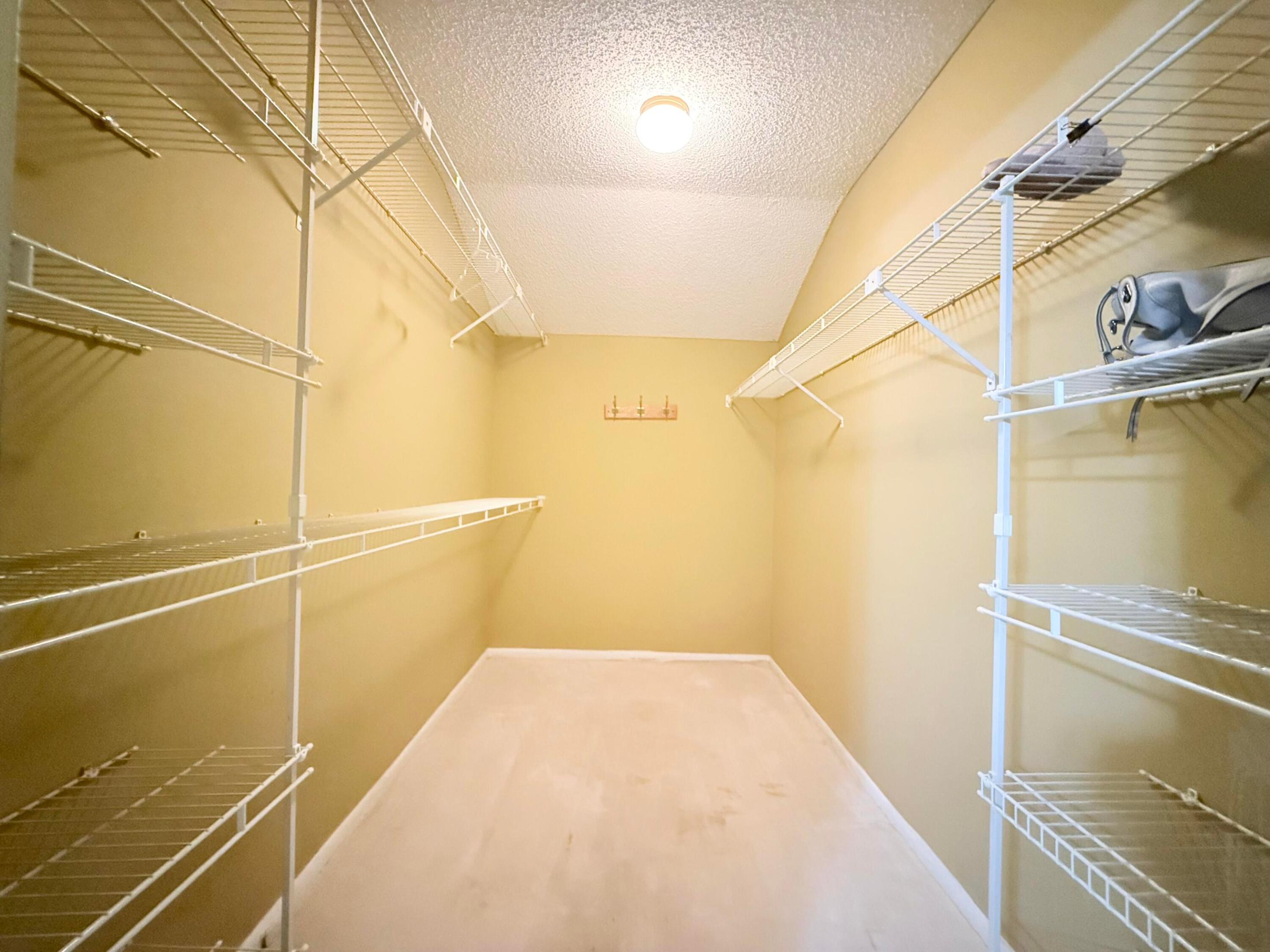 PINE RIDGE NORTH VILLAGE IV CONDO - Residential