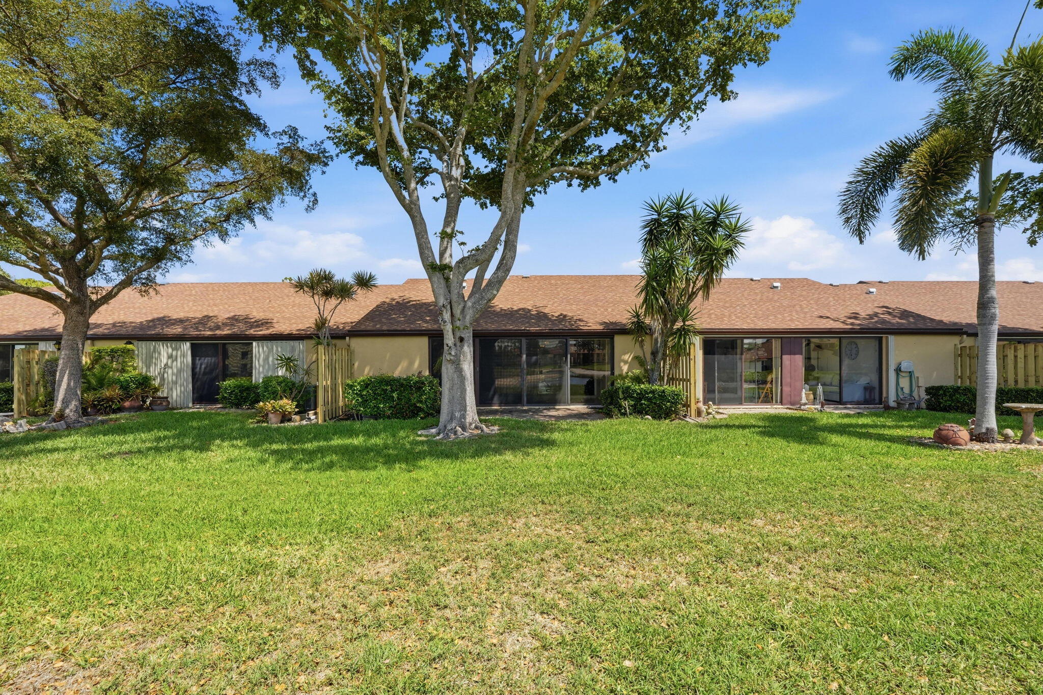 PINE RIDGE NORTH VILLAGE IV CONDO - Residential