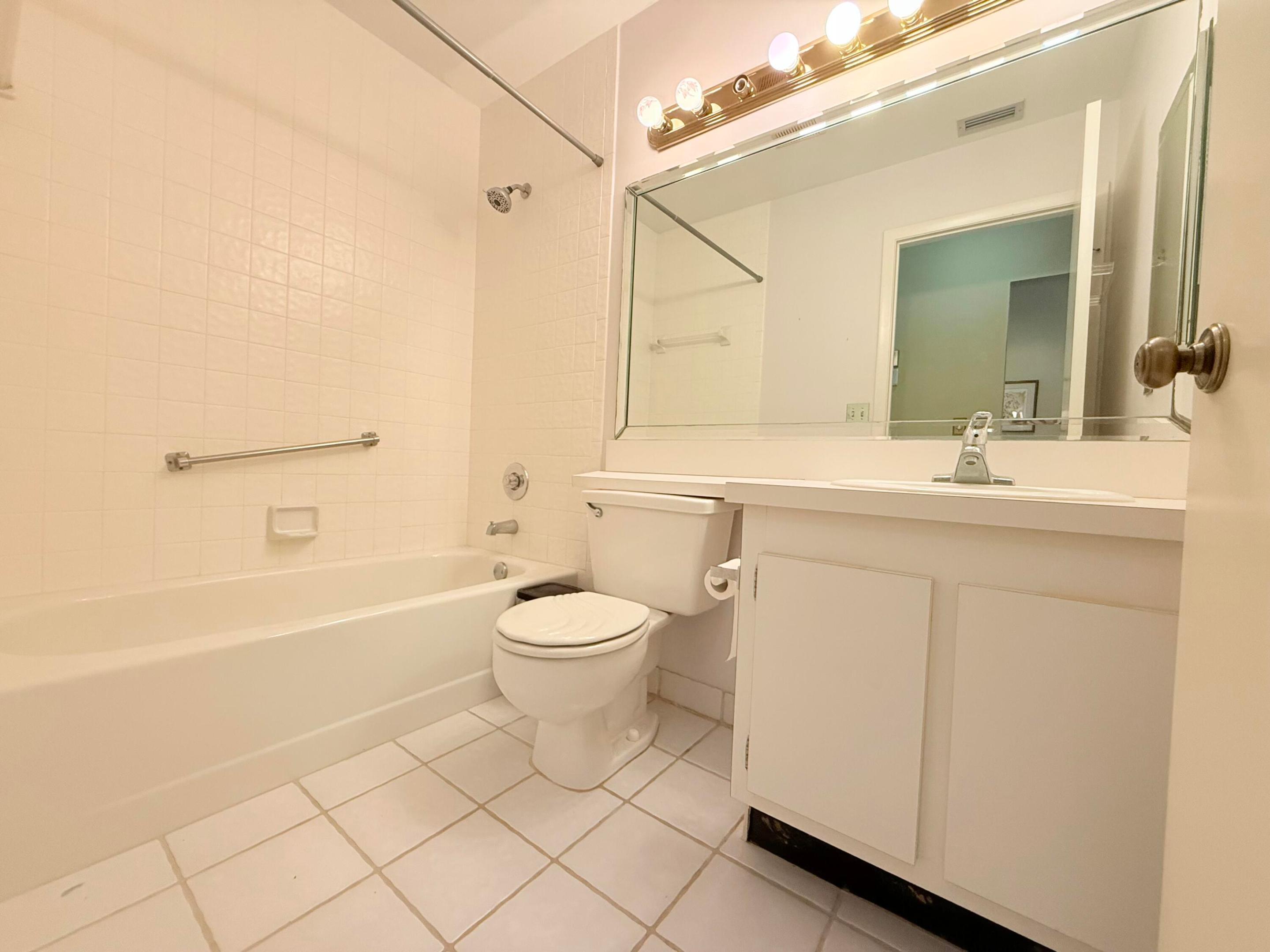 PINE RIDGE NORTH VILLAGE IV CONDO - Residential