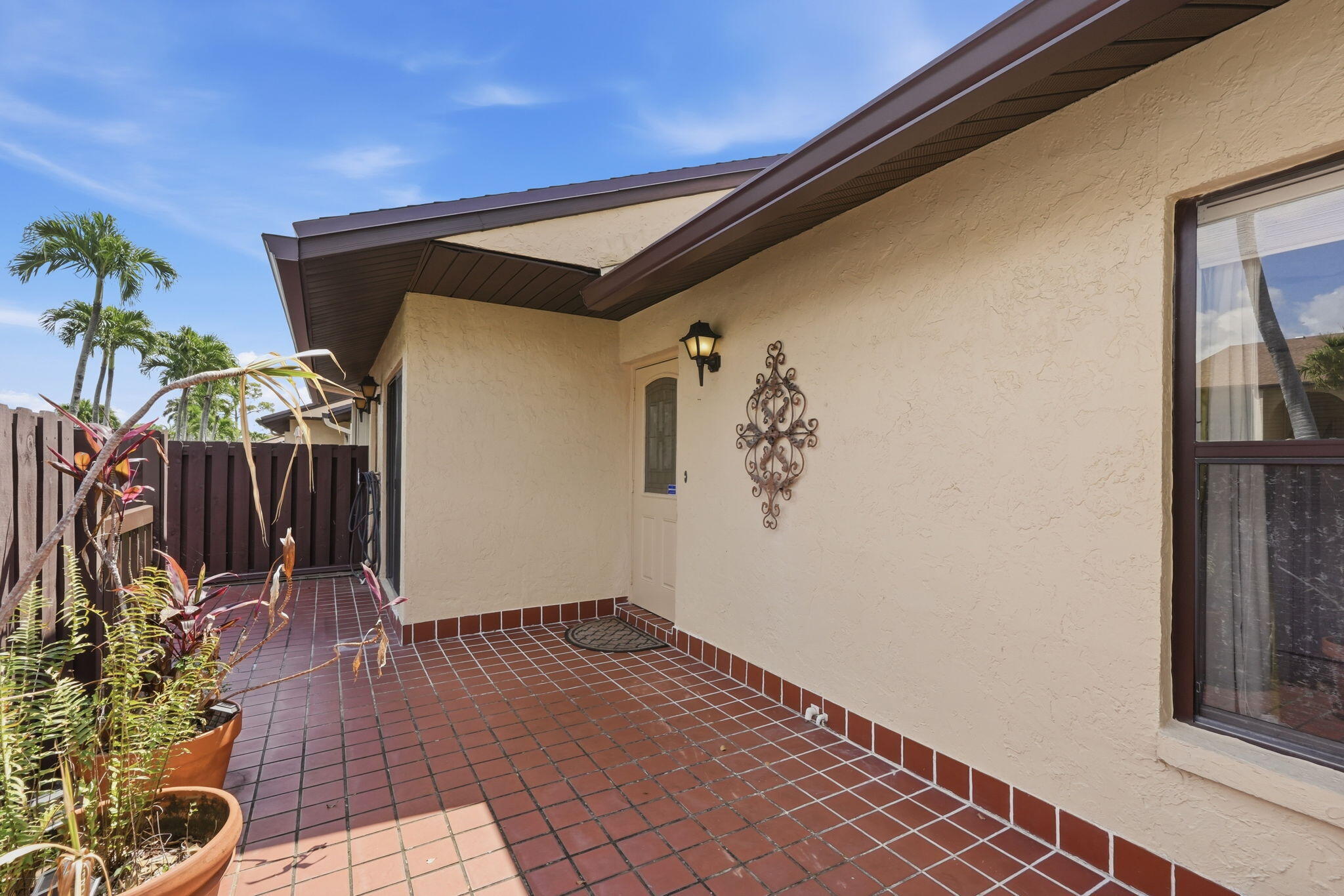 PINE RIDGE NORTH VILLAGE IV CONDO - Residential