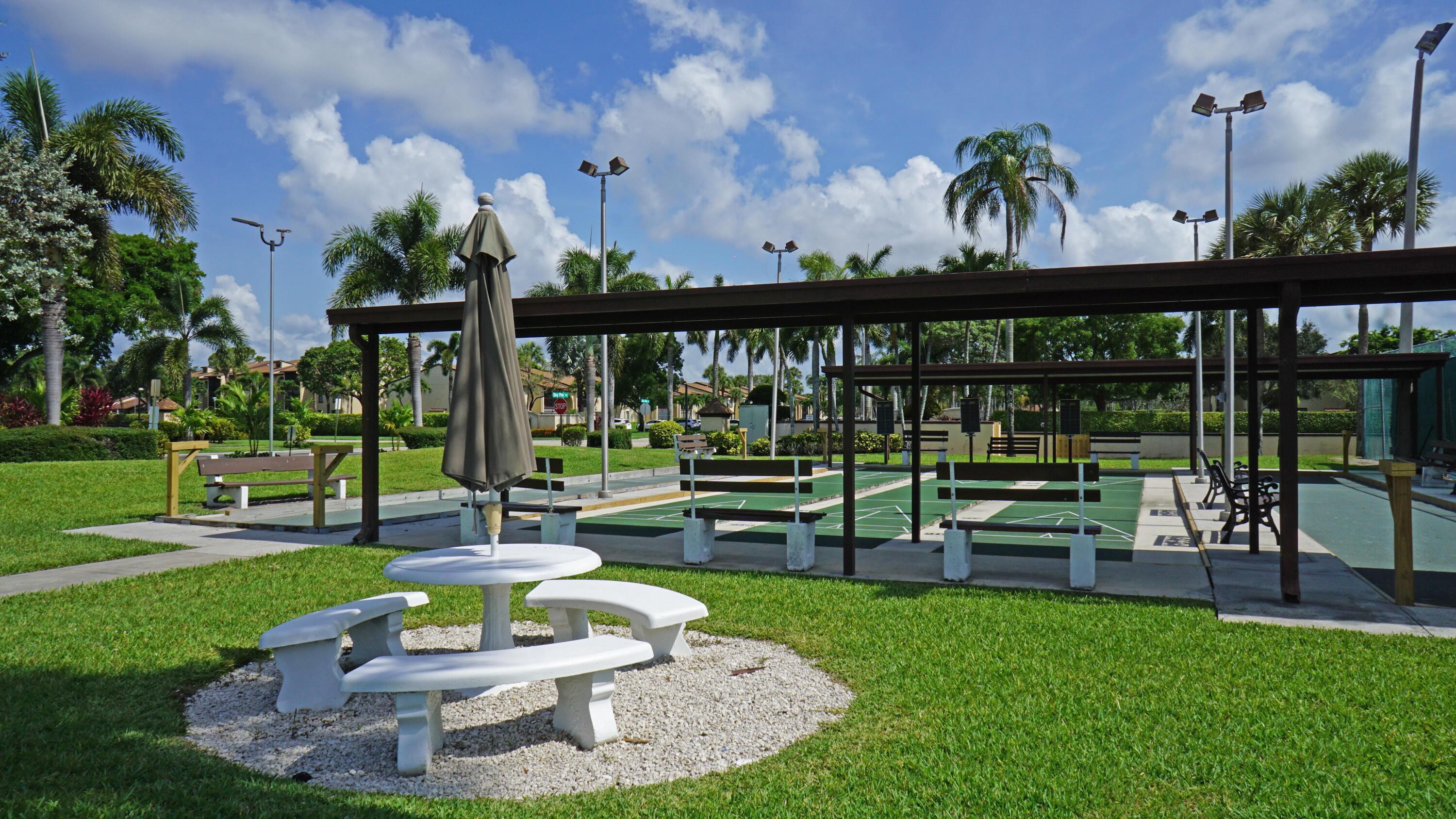 PINE RIDGE NORTH VILLAGE IV CONDO - Residential