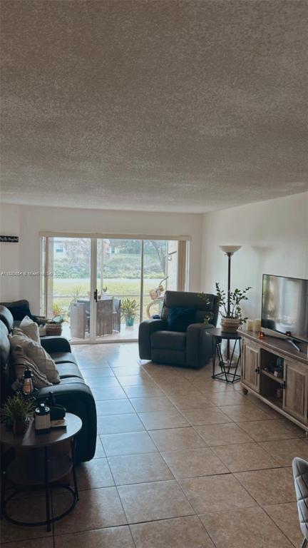 NAPOLI GARDENS AT CORAL SPRINGS - Residential