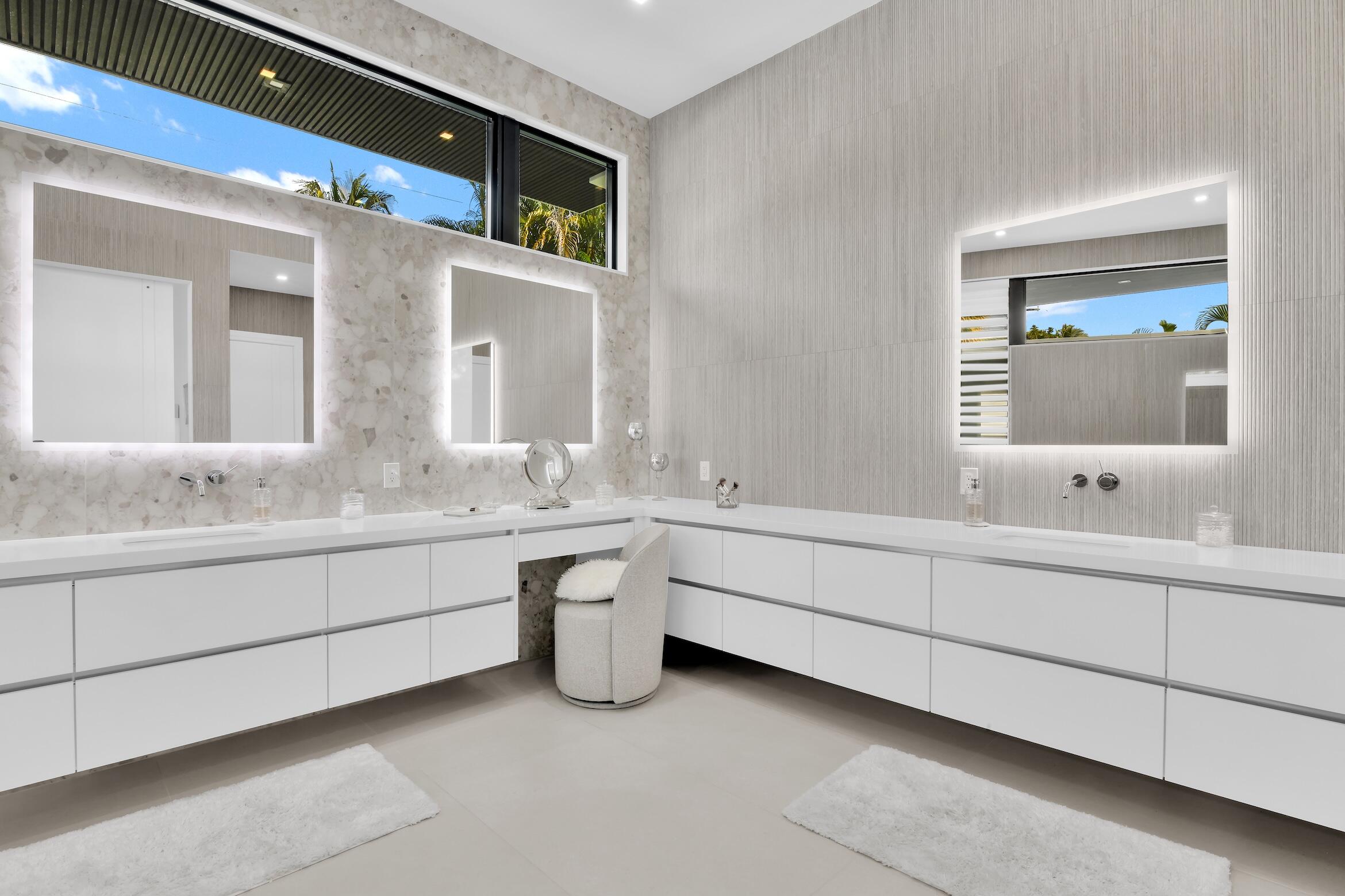 BOCA VILLAS - Residential