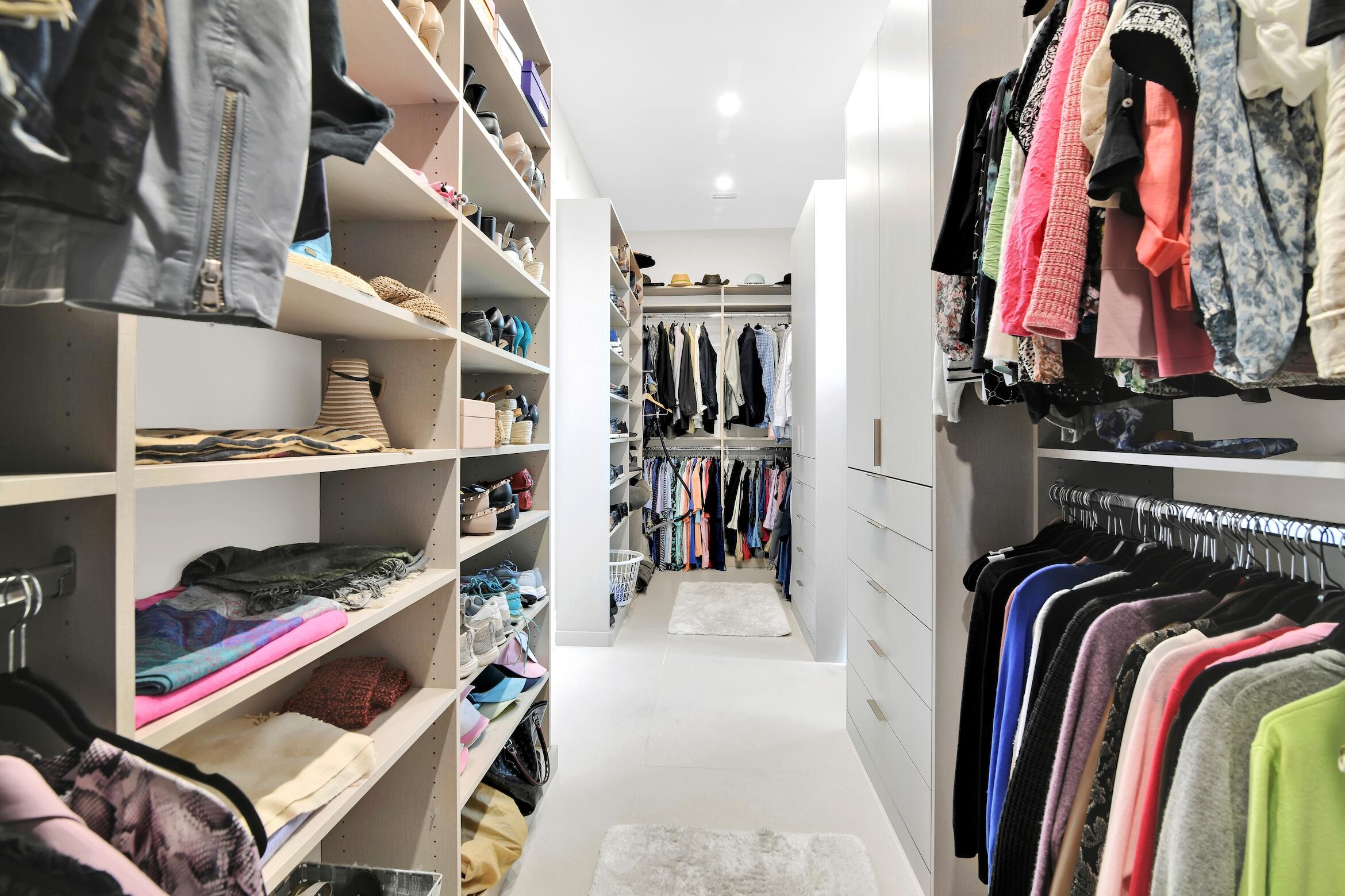 BOCA VILLAS - Residential