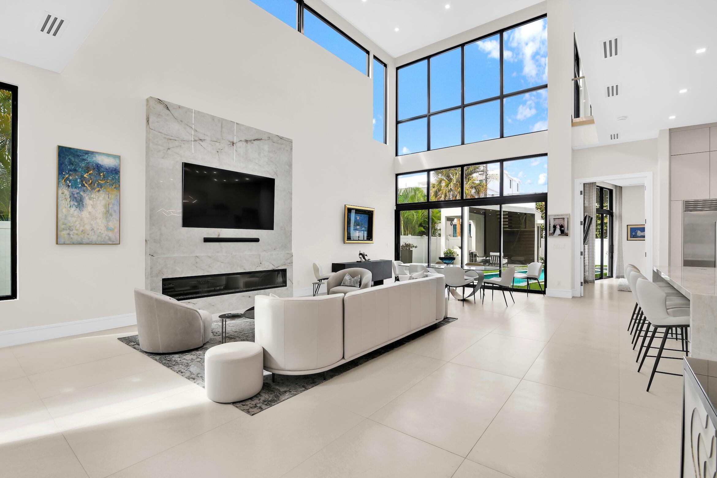 BOCA VILLAS - Residential