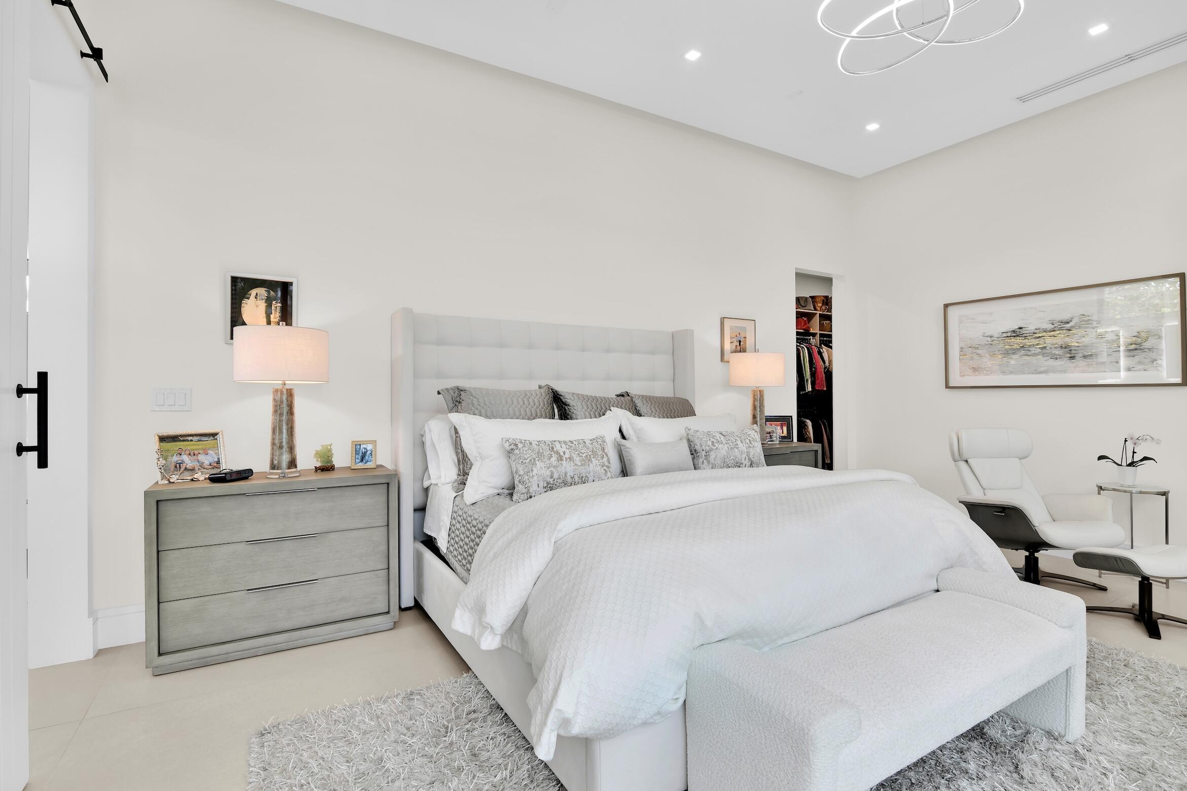 BOCA VILLAS - Residential