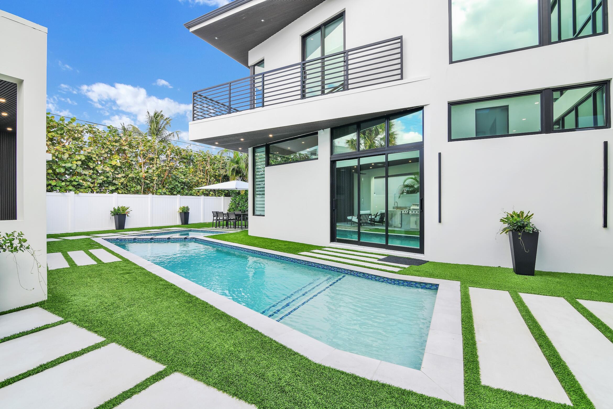 355 E Boca Raton Road