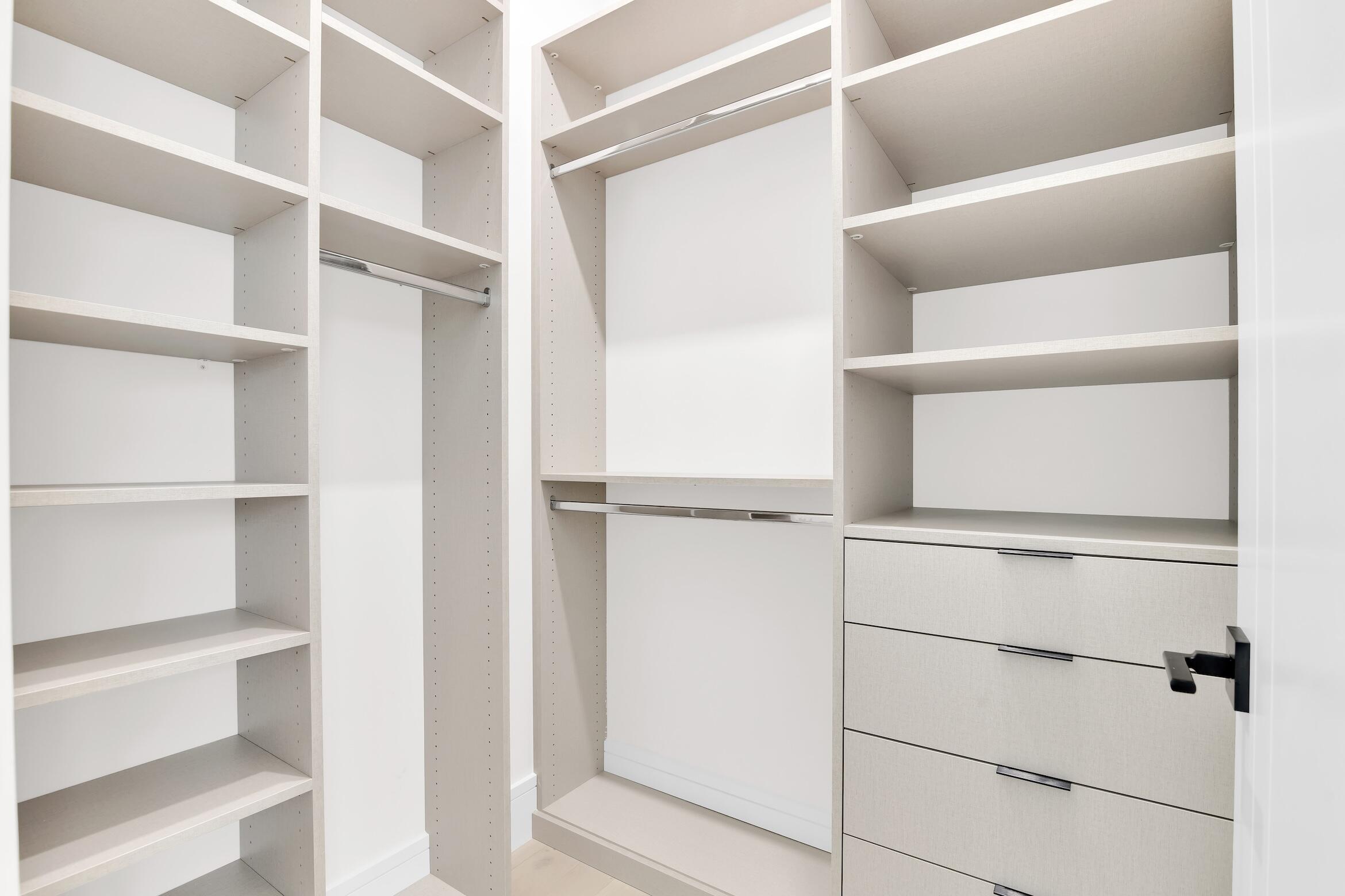 BOCA VILLAS - Residential