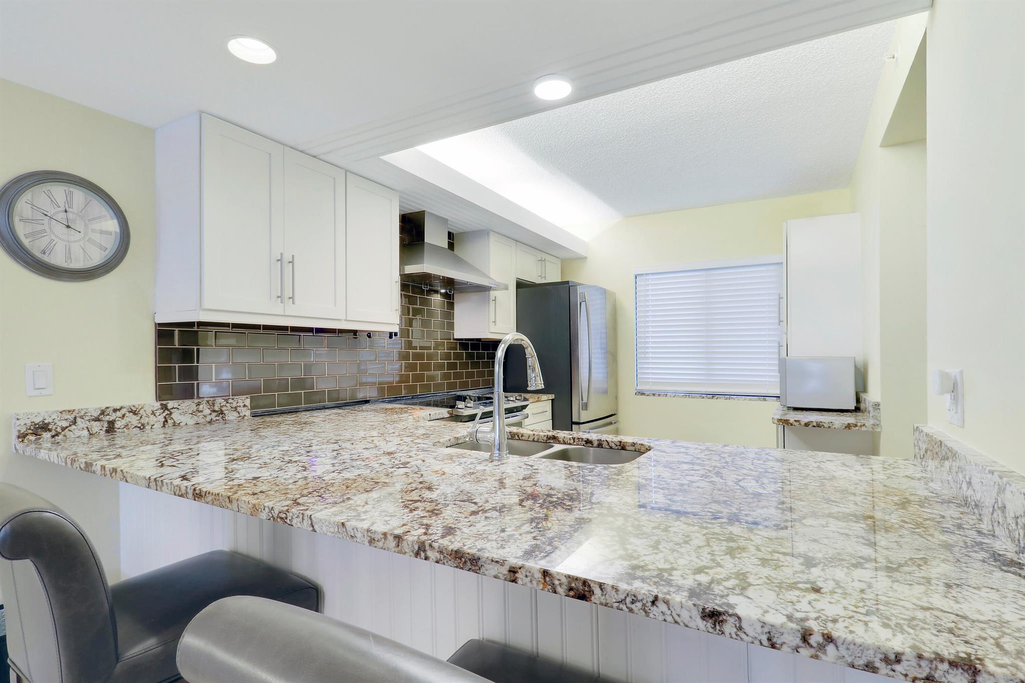 MARINA AT THE BLUFFS COND - Residential Lease