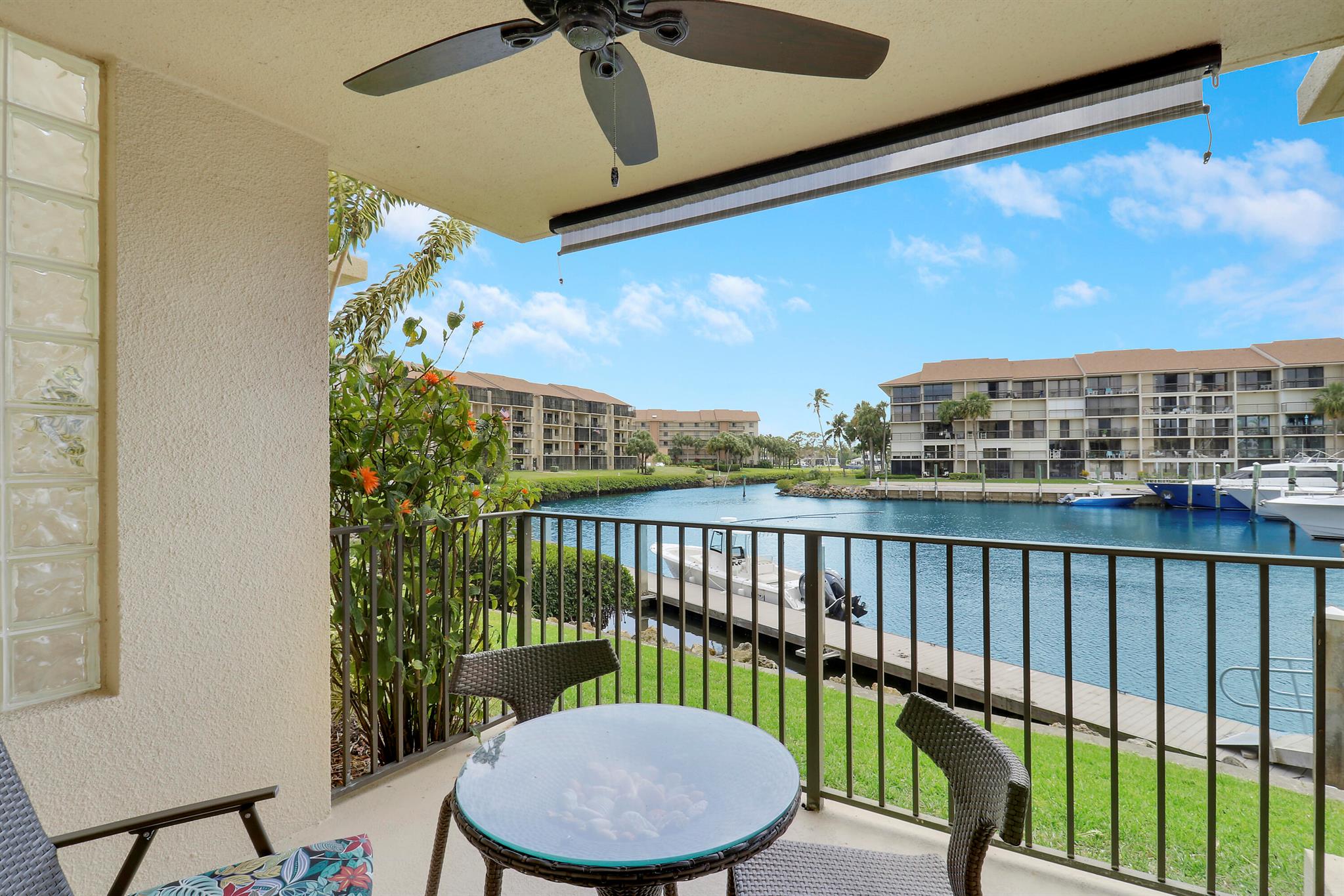 MARINA AT THE BLUFFS COND - Residential Lease