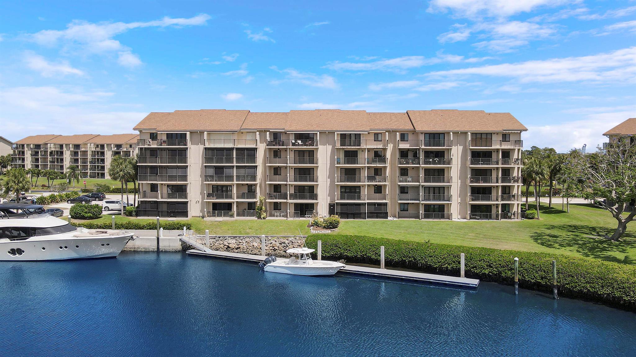 MARINA AT THE BLUFFS COND - Residential Lease
