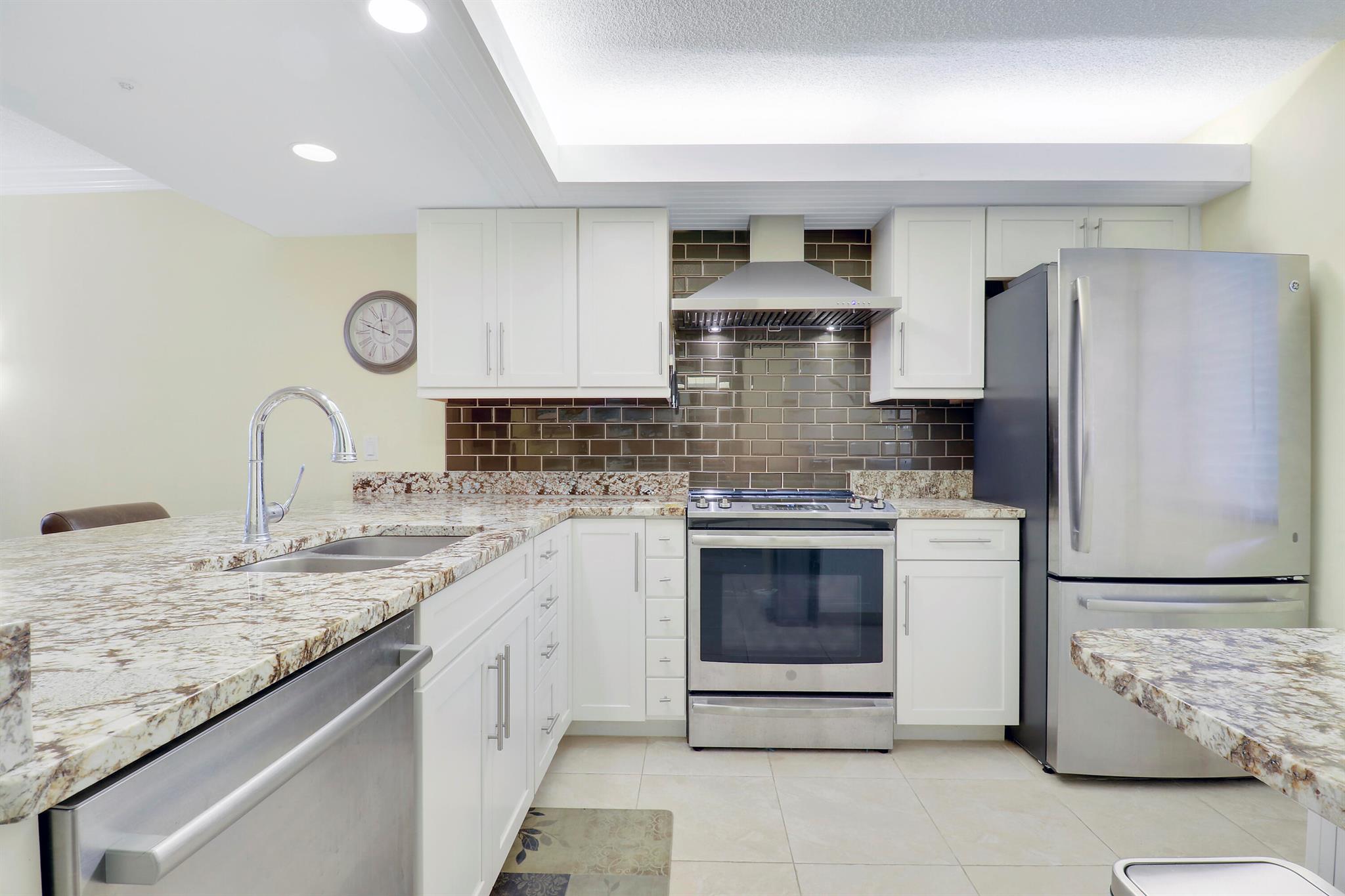 MARINA AT THE BLUFFS COND - Residential Lease