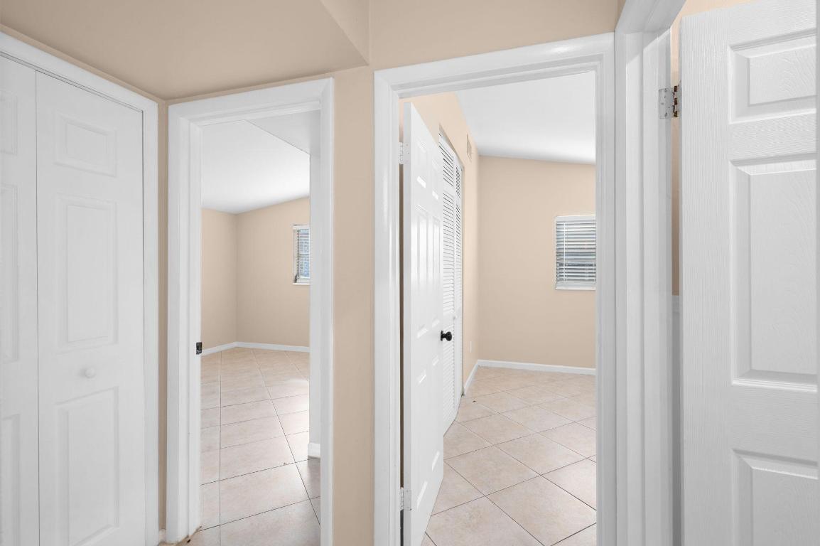 RIVER PARK-UNIT 2- BLK 14 LOT 2 (MAP 34/22N) (OR 3 - Residential