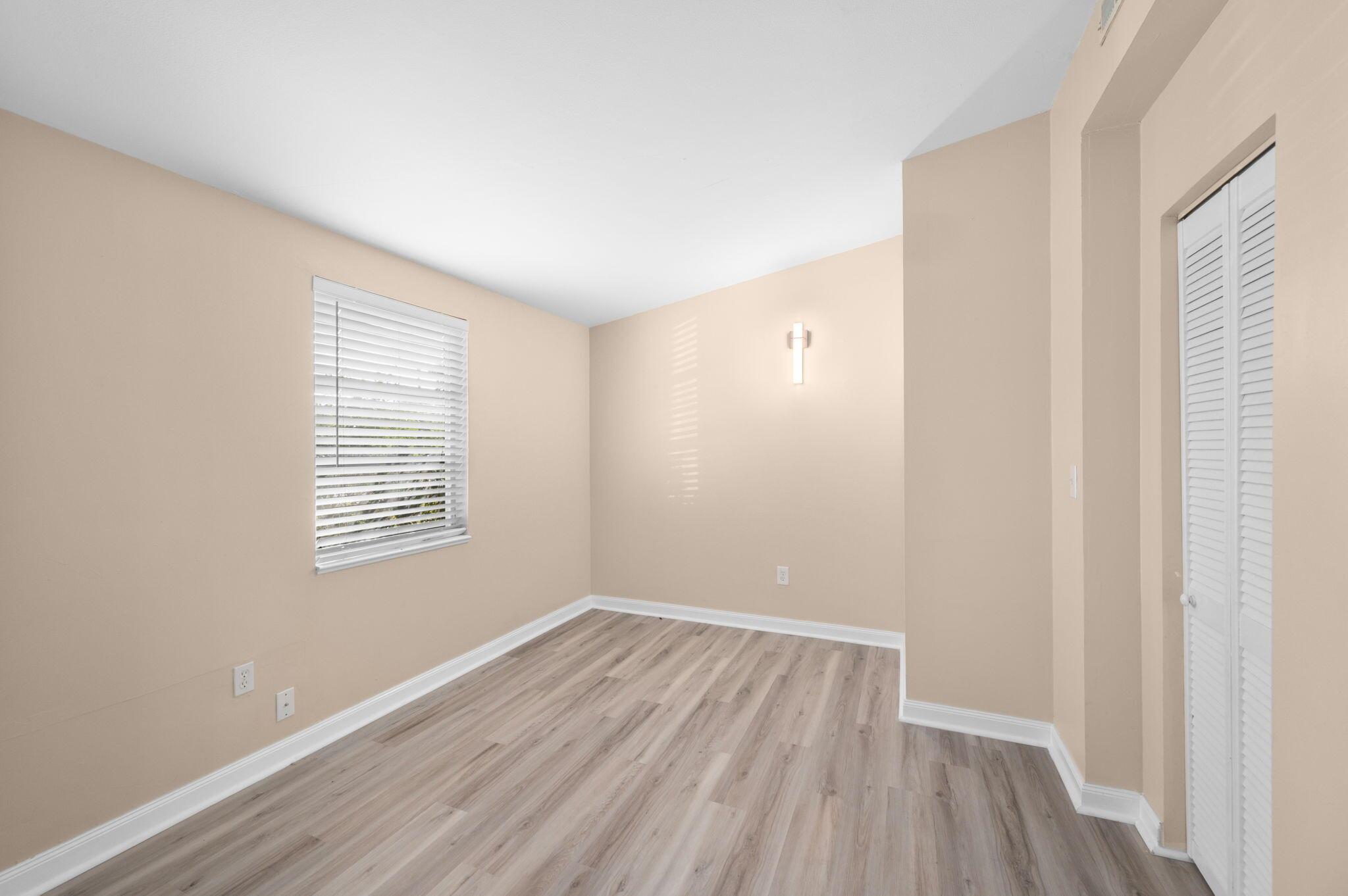 RIVER PARK-UNIT 2- BLK 14 - Residential