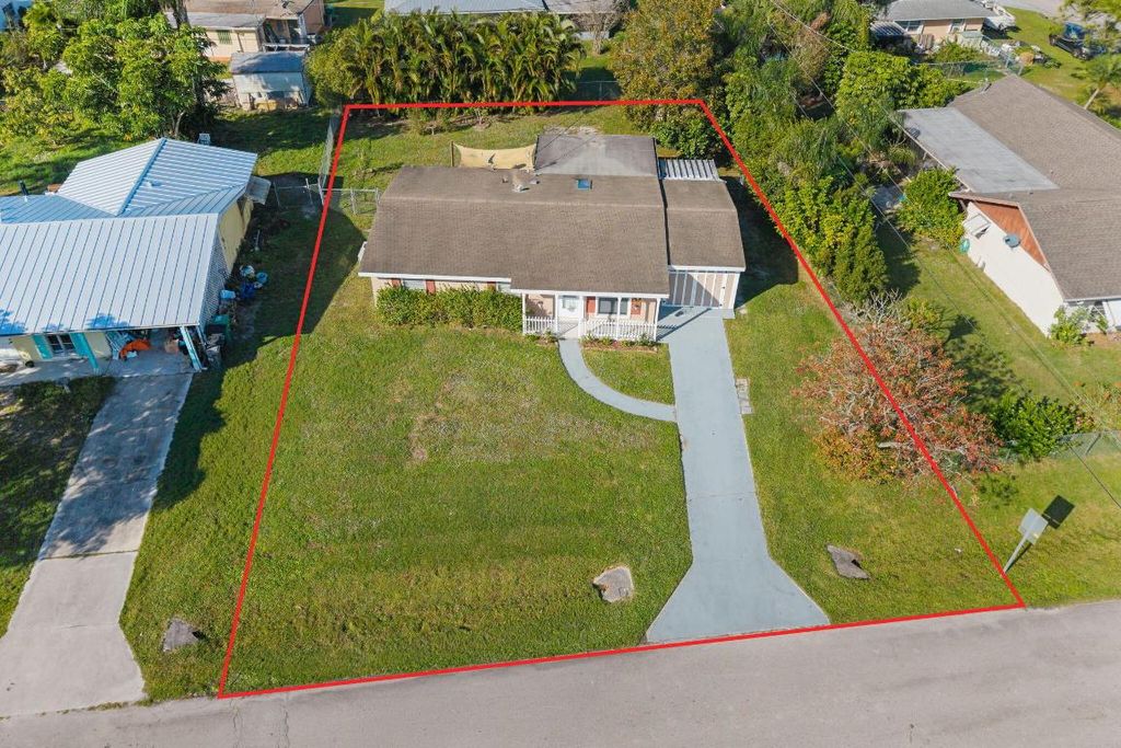 Photo of 422 Coconut Avenue E, Port Saint Lucie, FL 34952 (MLS # R11151372)