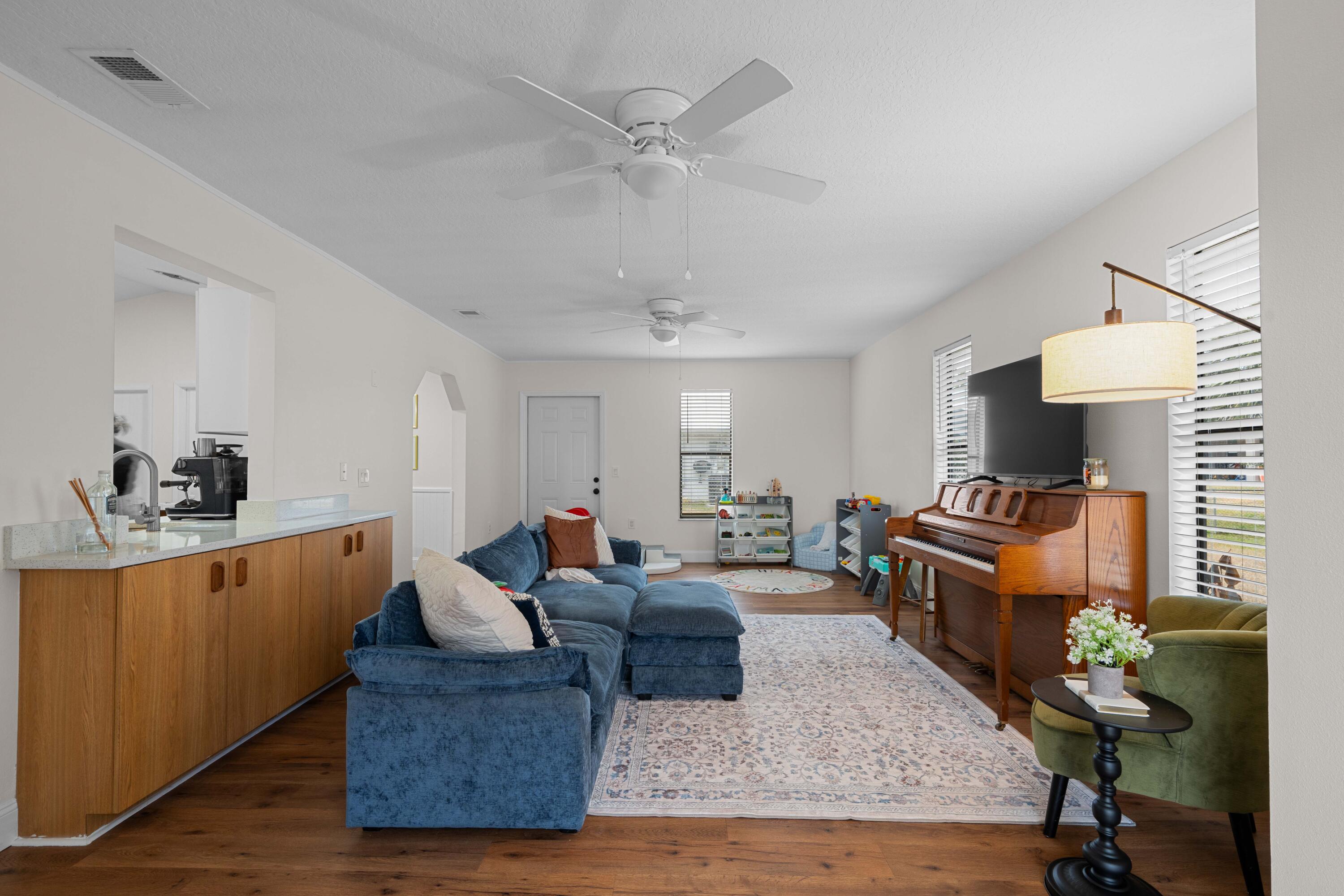 SEBASTIAN HIGHLANDS UNIT 11 - Residential