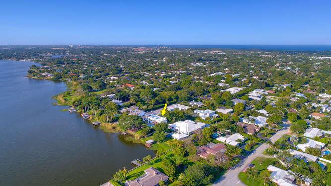 HIBISCUS LAKE EST - Residential