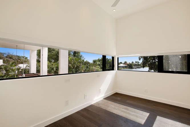 HIBISCUS LAKE EST - Residential