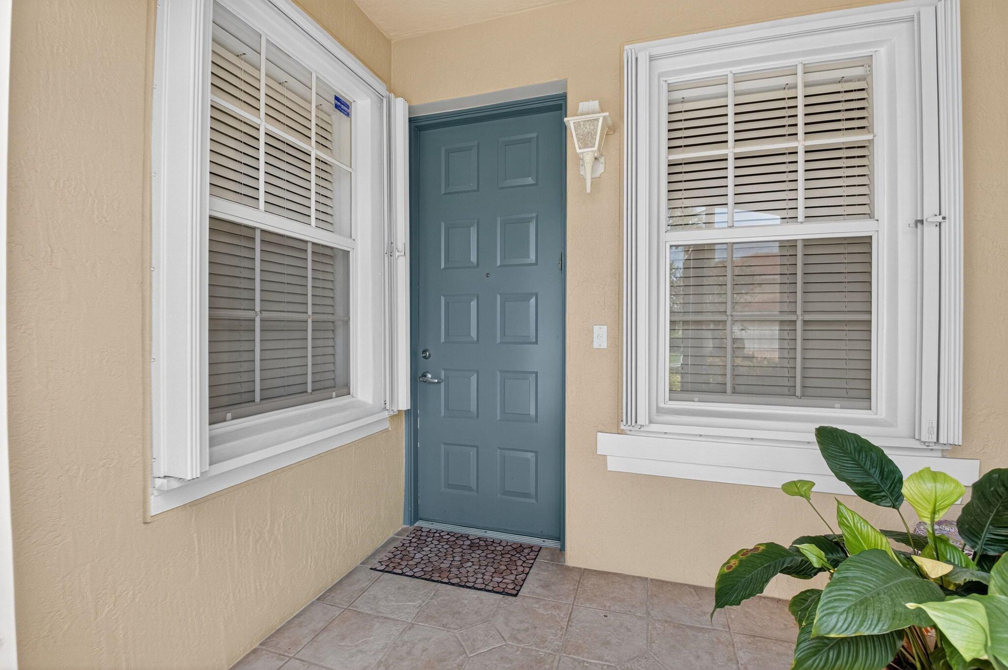 12473 Crystal Pointe Drive 101, Boynton Beach, FL, 33437/$369,900 3 12473 Crystal Pointe Drive 101