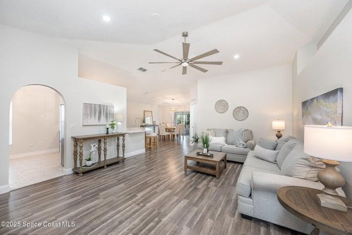 1624 Sawgrass Drive SW