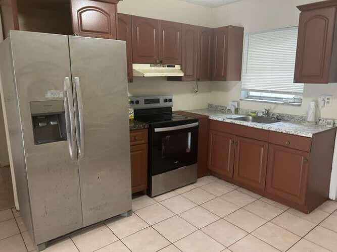3370 NW 8th Place, Lauderhill FL 33311